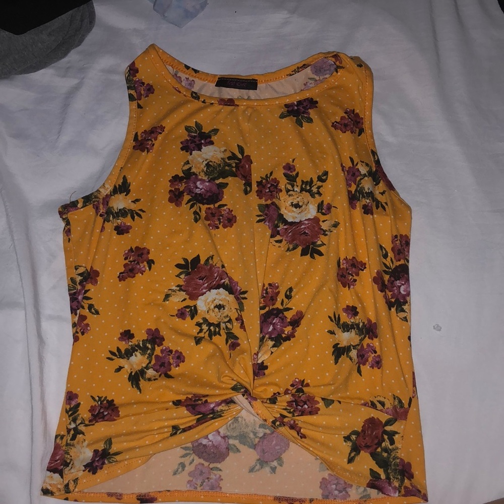 M/L Women’s Crop Top